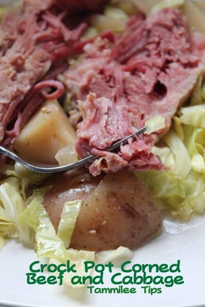 Slow Cooker Corned Beef and Cabbage - St. Patricks Day Dinner Recipes - Delicious Irish Recipes to Celebrate St. Patrick's Day #stpatricksdaydinnerrecipes #stpatricksday #stpaddysday #irishrecipes #dinnerrecipes