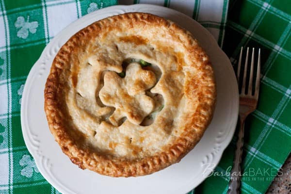 St. Patrick's Day Chicken Pot Pie - St. Patrick's Day Dinner Recipes - #stpatricksdaydinnerrecipes #stpatricksday #stpaddysday #irishrecipes #dinnerrecipes #chickenpotpie